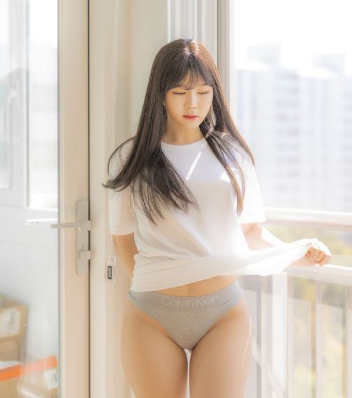 钢琴教师电影