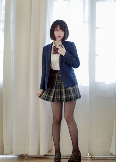 欧美中年老妇人完整播放