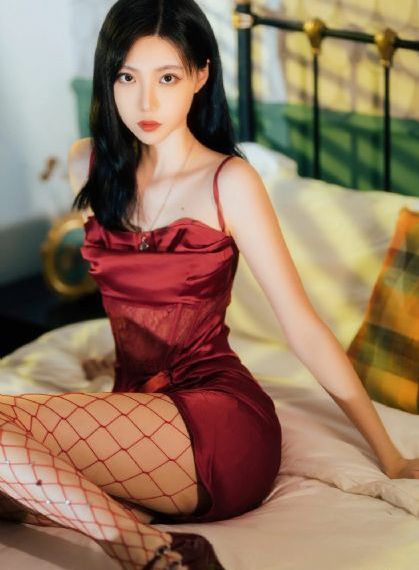 绿帽男帮娇妻叫按摩师