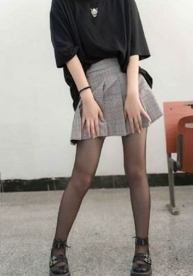 与僧侣的交行合之夜樱花