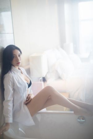 制服诱惑朱茵