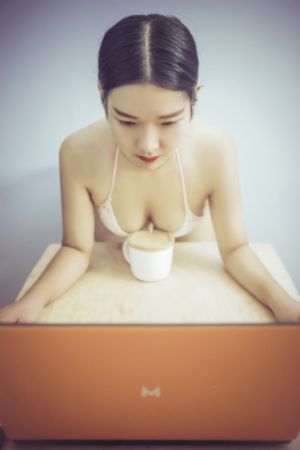 好朋友的姐姐