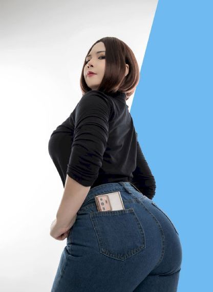《美丽小蜜桃2》电影