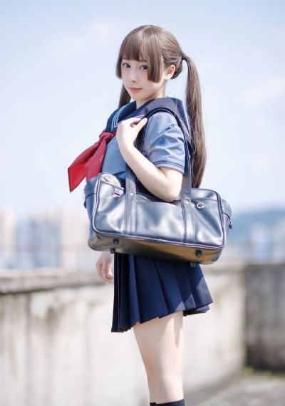 《漂亮的女邻居》电影完整版